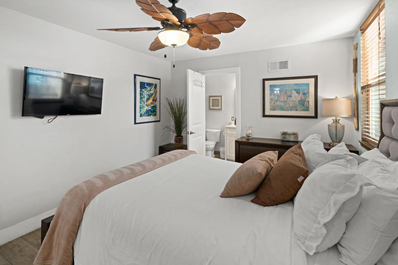 Stunning Beach Home - Large Patio, Parking, Ac & Dog Friendly! San Diego Kültér fotó