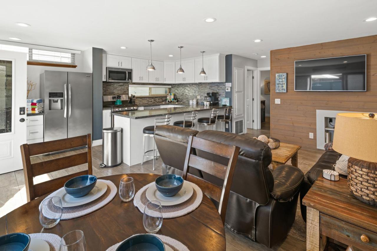 Stunning Beach Home - Large Patio, Parking, Ac & Dog Friendly! San Diego Kültér fotó