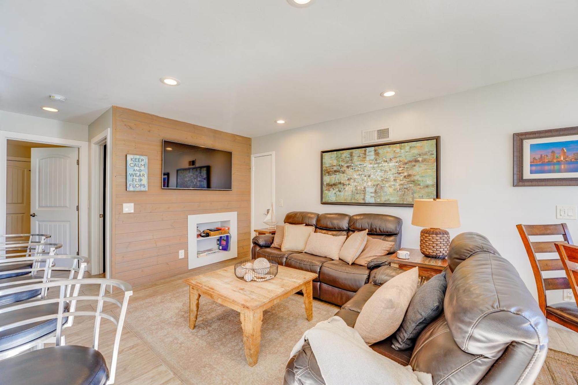 Stunning Beach Home - Large Patio, Parking, Ac & Dog Friendly! San Diego Kültér fotó